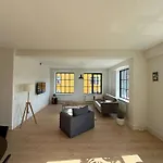 Modern & Stylish Serviced In Διαμέρισμα Οντένσε